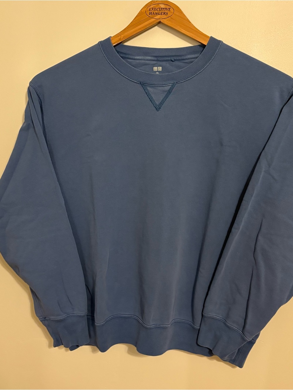 Uniqlo Men's Crewneck Sweatshirt - Blue